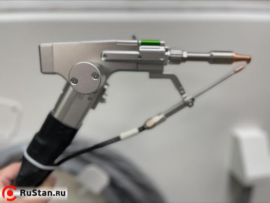 Ручной лазерный сварочный аппарат Raptor SFW-3000 PRO 5в1 (3000Вт Raycus) фото №9 Raptor SFW-3000 PRO 5в1 фото №9