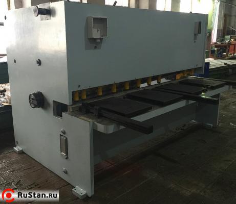 Гидравлические гильотинные ножницы НГ3423 (16х2000 мм) фото №3 Гидравлические гильотинные ножницы НГ3423 (16х2000 мм) фото №3