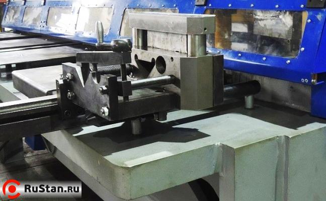 Гидравлические гильотинные ножницы НГ3429 фото №6 Гидравлические гильотинные ножницы НГ3429 фото №6