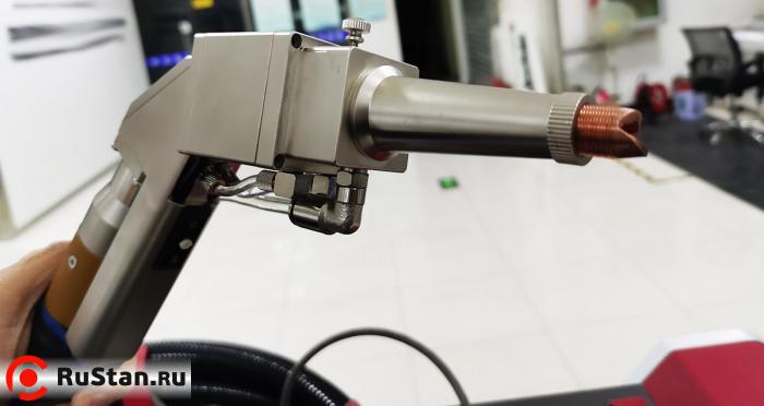 Пистолет Ручной лазерный сварочный аппарат Foton FW1000 Pro фото №3 Пистолет Ручной лазерный сварочный аппарат Foton FW1000 Pro фото №3