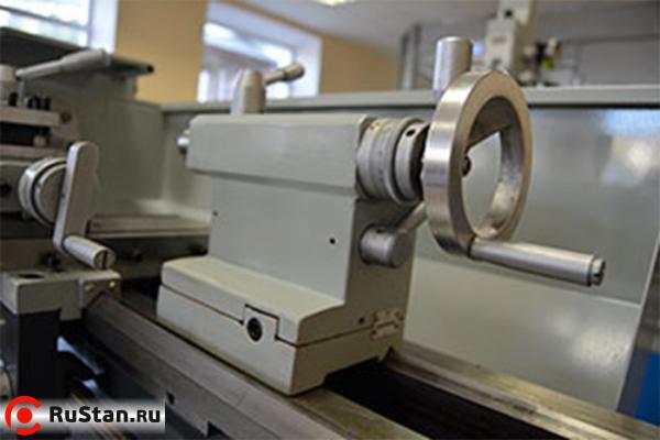 Массивная задняя бабка с основанием 150мм и быстрым зажимом. фото №8 Metal Master MML 280X700 V (2870V) фото №8