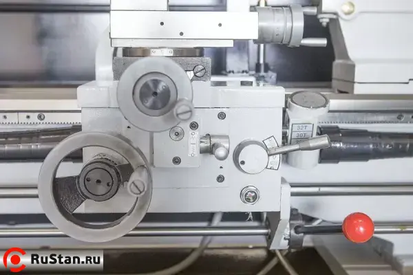 Токарно-винторезный станок STALEX C0632D/1000 фото №9 C0632D/1000 фото №9