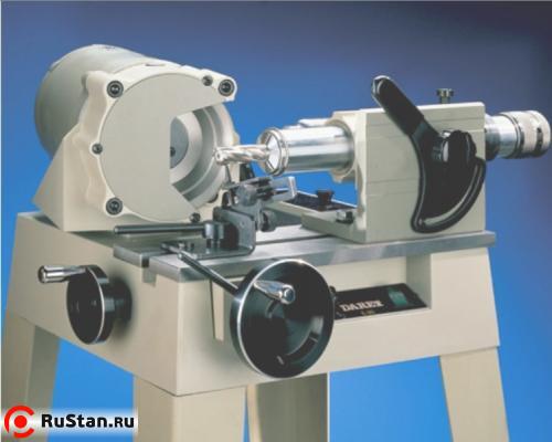 Заточной станок для концевых фрез DAREX E 90I фото №1 Заточной станок для концевых фрез DAREX E 90I фото №1